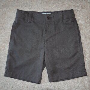 Boys Size 7 Class Club Charcoal Comfort Stretch Performance Shorts, Like New